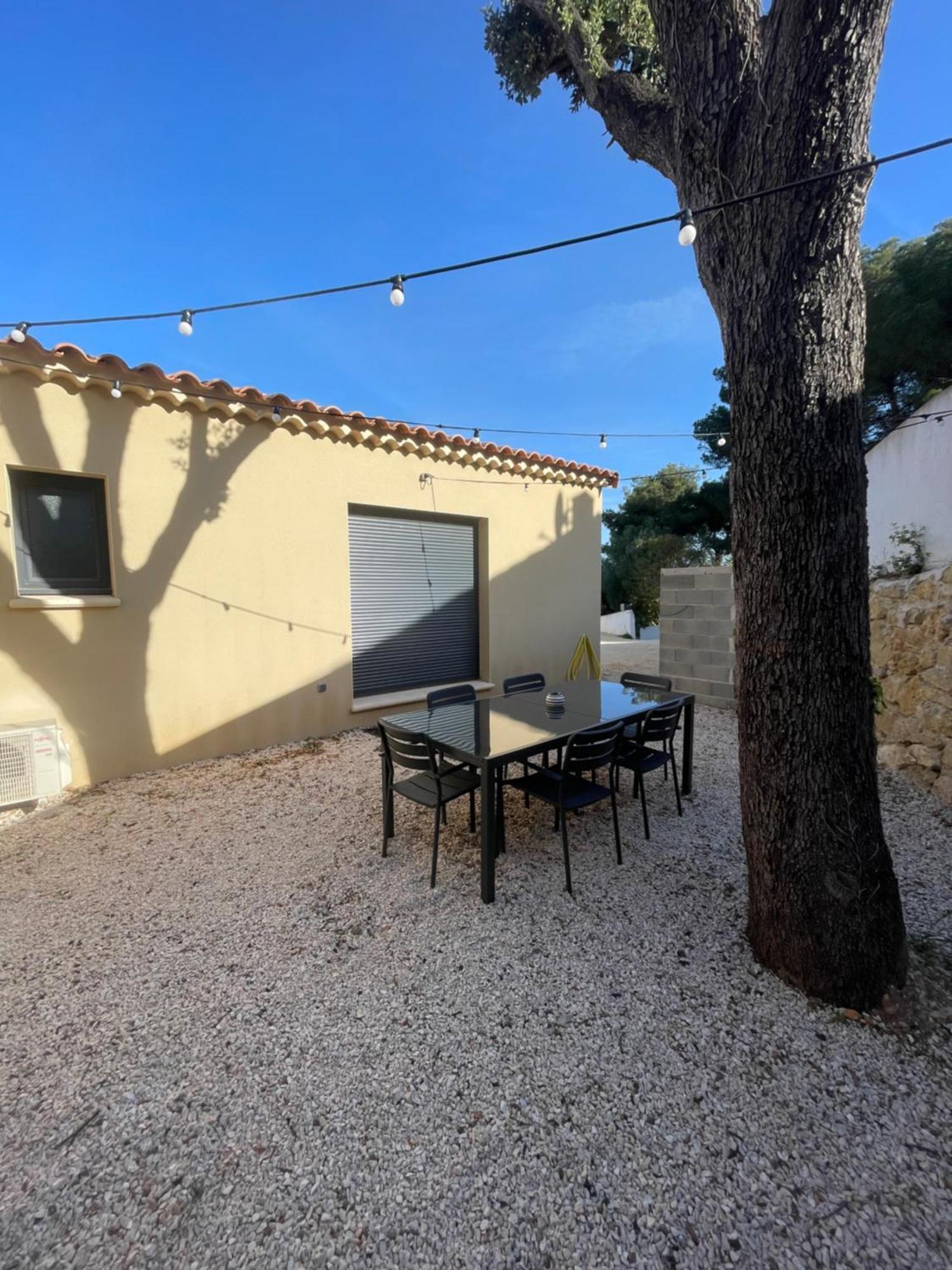 Maison T3 Dans Un Village Calme Saint-Mitre-les-Remparts Exterior photo