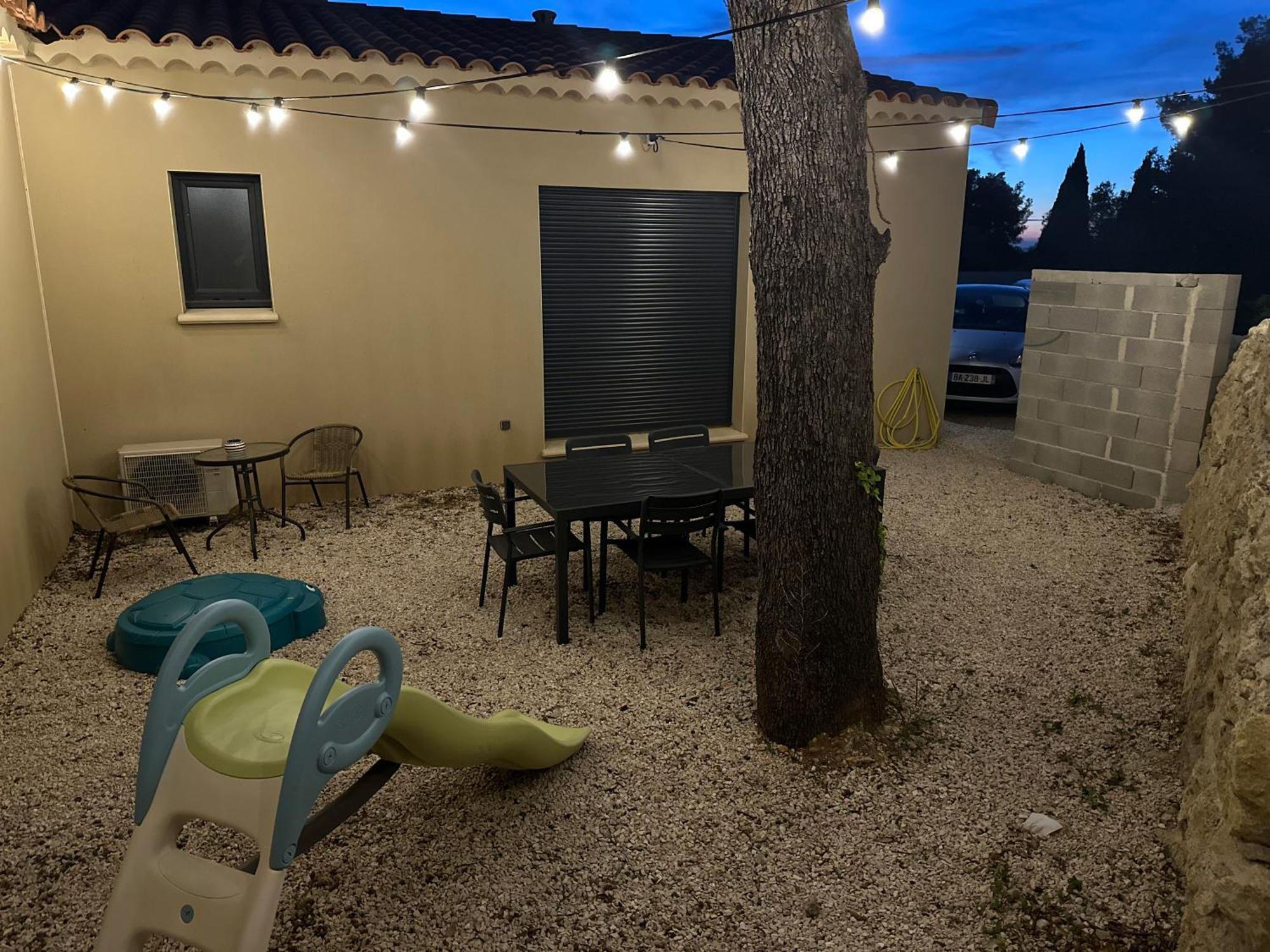 Maison T3 Dans Un Village Calme Saint-Mitre-les-Remparts Exterior photo